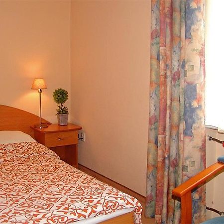 Hotel Europa Jastrzębia Góra Екстериор снимка