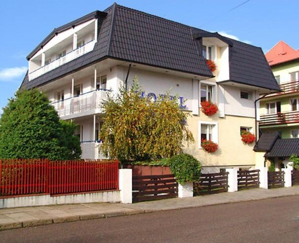 Hotel Europa Jastrzębia Góra Екстериор снимка