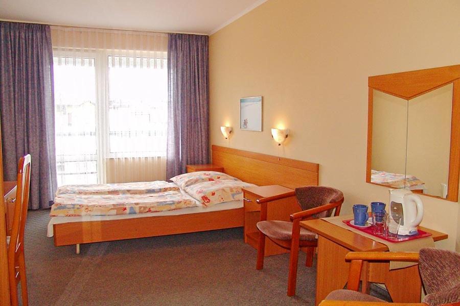 Hotel Europa Jastrzębia Góra Екстериор снимка