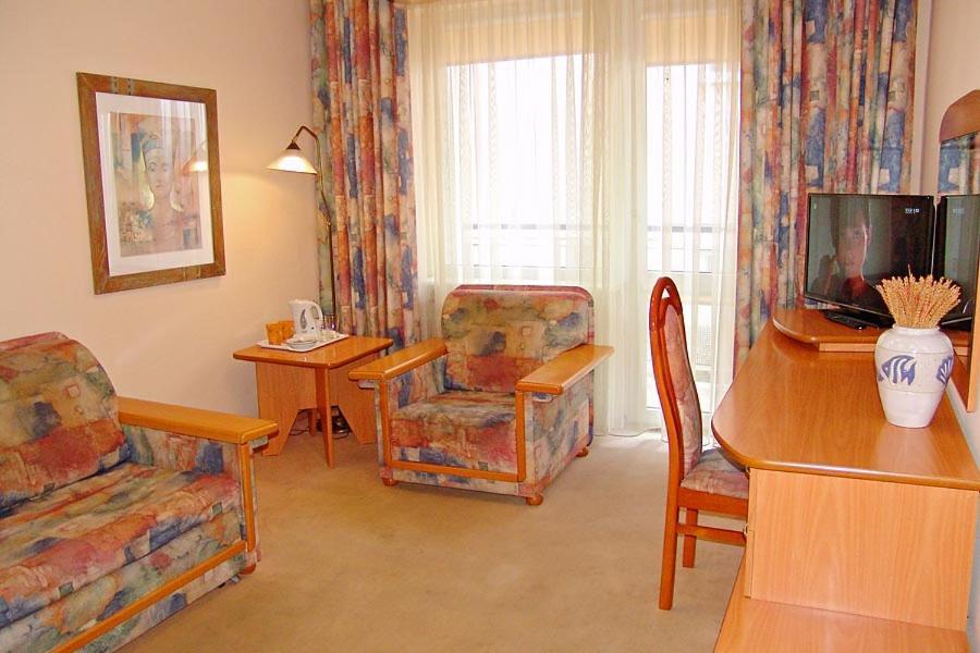Hotel Europa Jastrzębia Góra Екстериор снимка